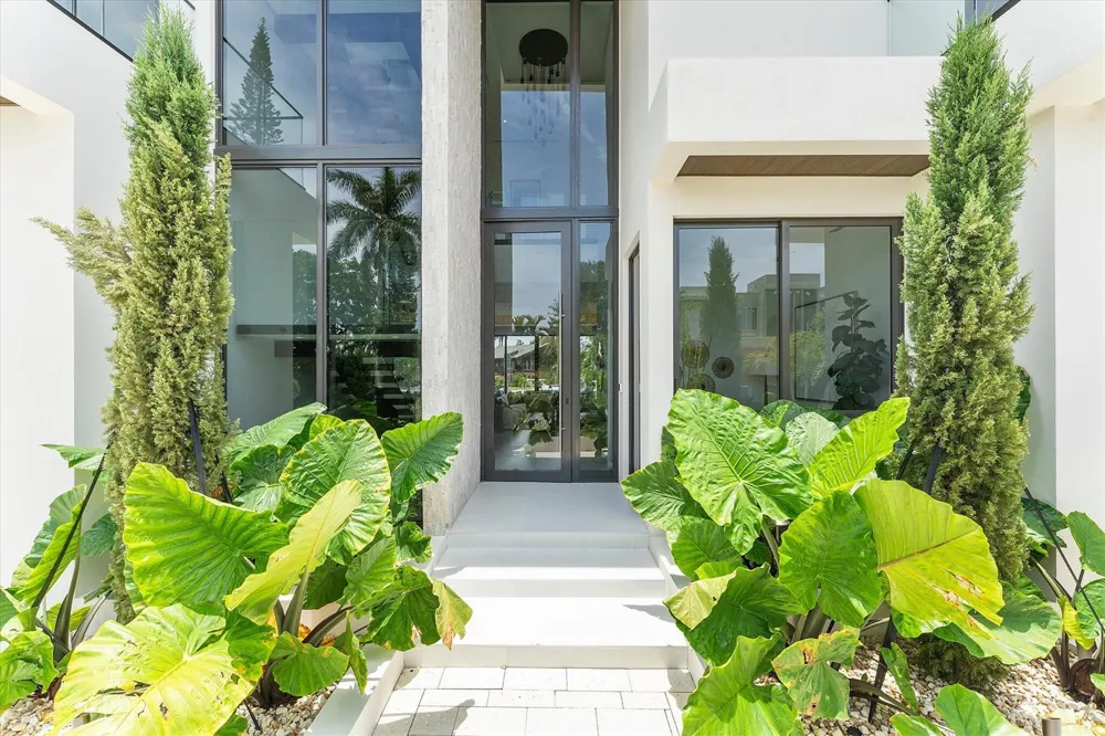 1607 SE 14th Street Fort Lauderdale, FL 33316