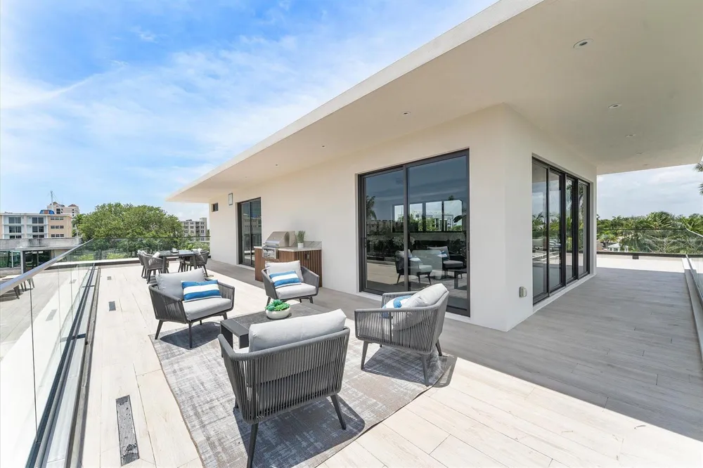 1607 SE 14th Street Fort Lauderdale, FL 33316