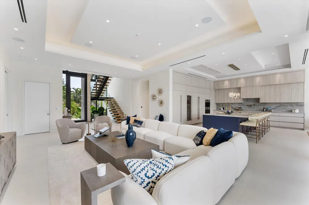 1607 SE 14th Street Fort Lauderdale, FL 33316