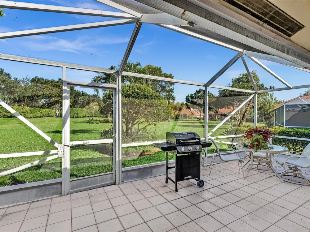 7036 Summer Tree Drive #B Boynton Beach, FL 33437