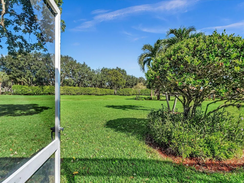 7036 Summer Tree Drive #B Boynton Beach, FL 33437