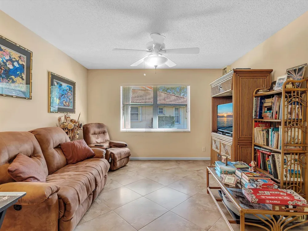 7036 Summer Tree Drive #B Boynton Beach, FL 33437