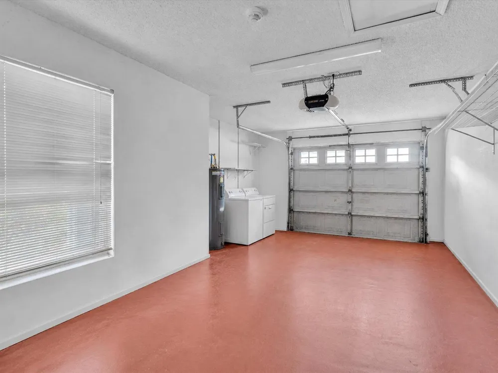 7036 Summer Tree Drive #B Boynton Beach, FL 33437