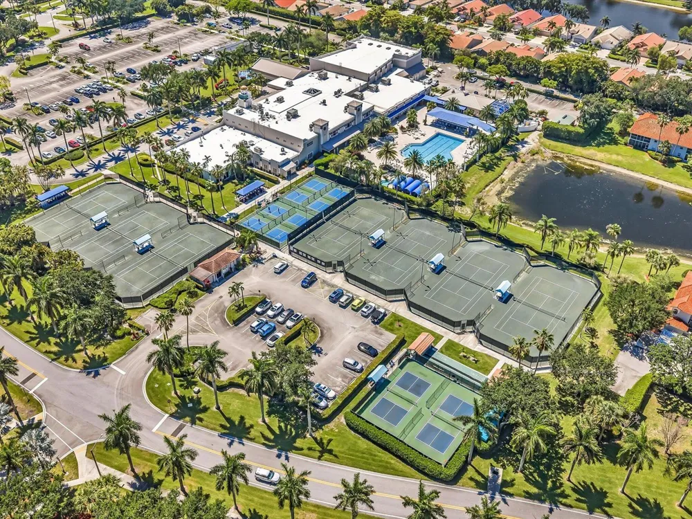 7036 Summer Tree Drive #B Boynton Beach, FL 33437