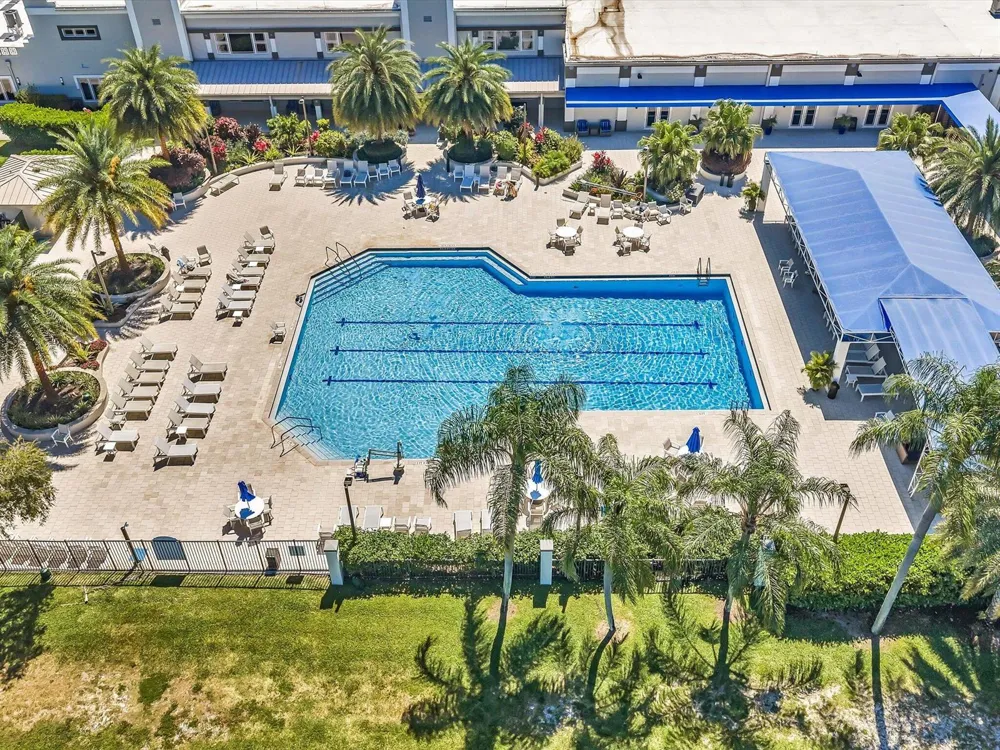 7036 Summer Tree Drive #B Boynton Beach, FL 33437