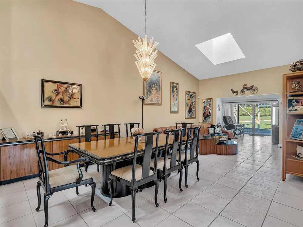 7036 Summer Tree Drive #B Boynton Beach, FL 33437