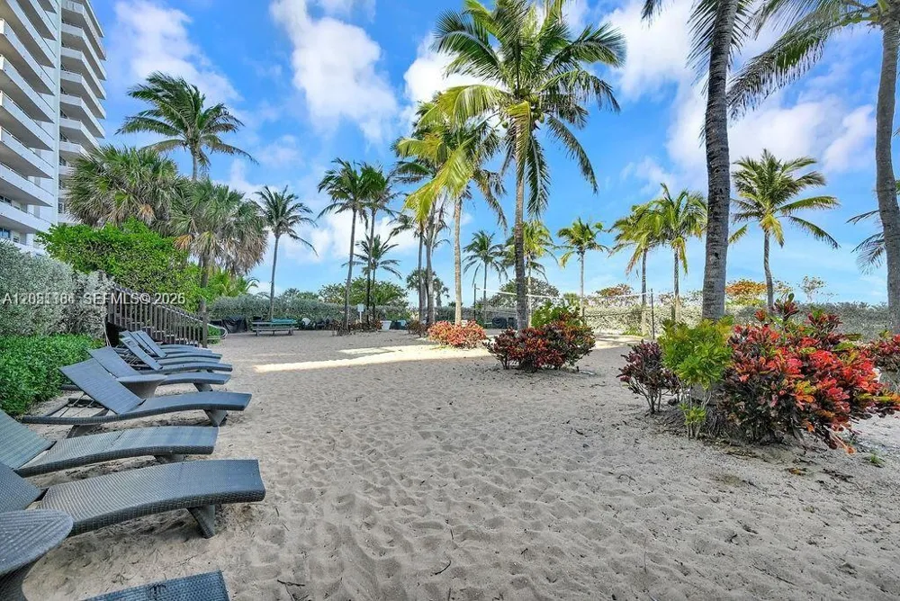 9201 Collins Ave #521 Surfside, FL 33154
