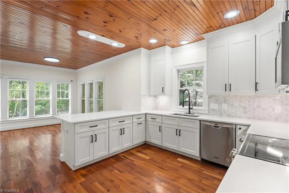 347 Friendship Circle Winston-Salem, NC 27106