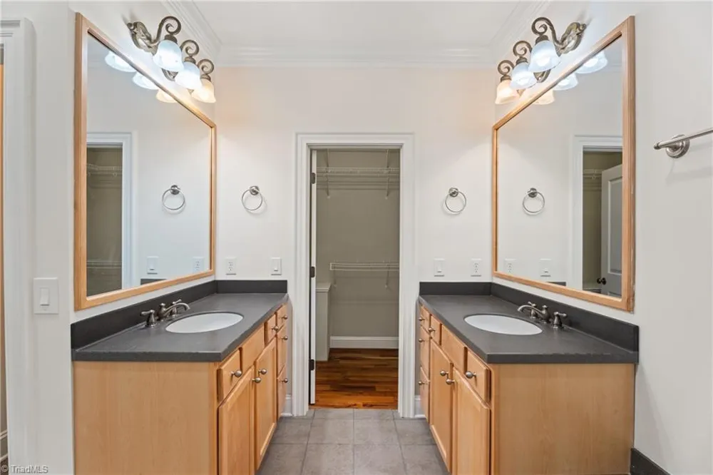 347 Friendship Circle Winston-Salem, NC 27106