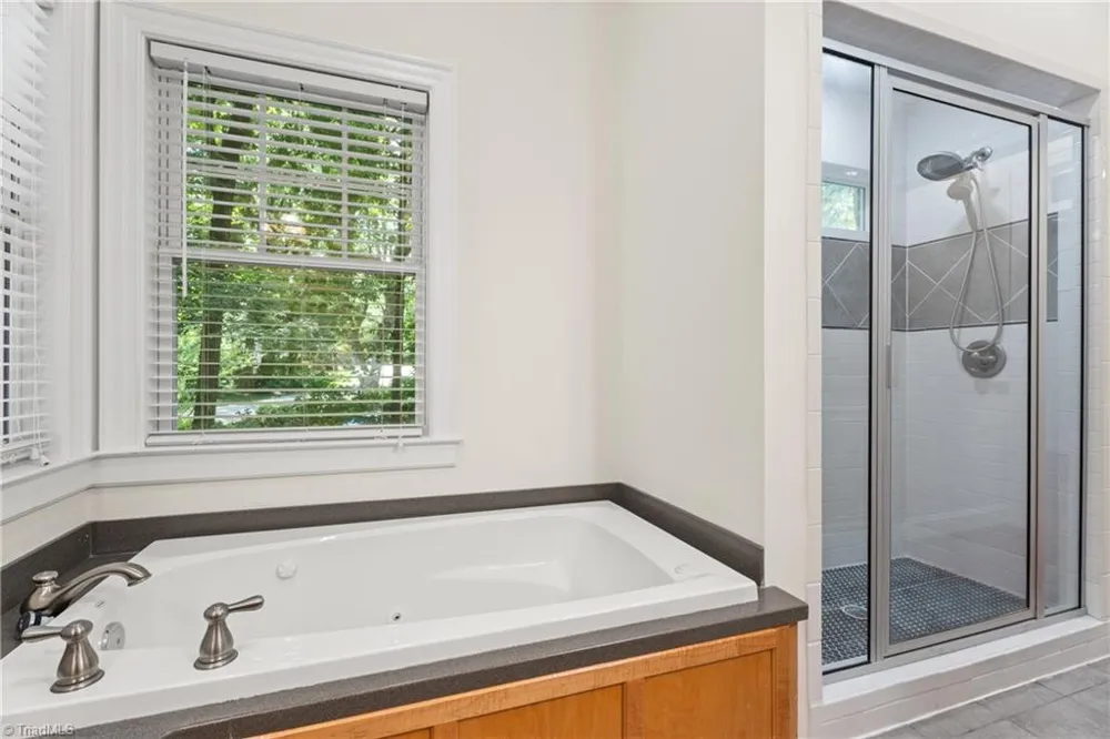 347 Friendship Circle Winston-Salem, NC 27106