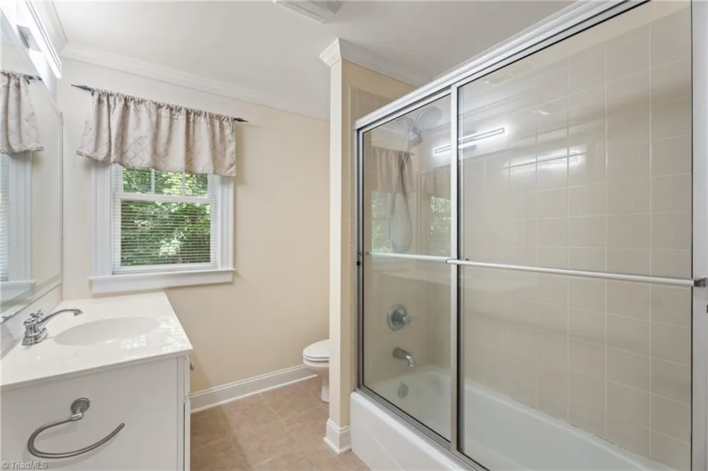 347 Friendship Circle Winston-Salem, NC 27106