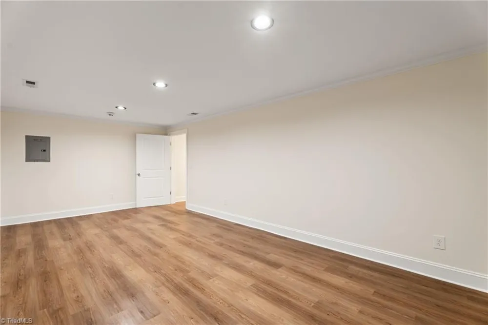 347 Friendship Circle Winston-Salem, NC 27106