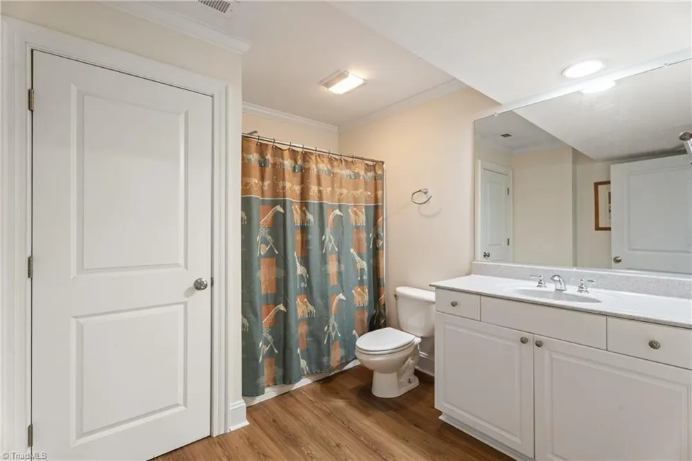 347 Friendship Circle Winston-Salem, NC 27106