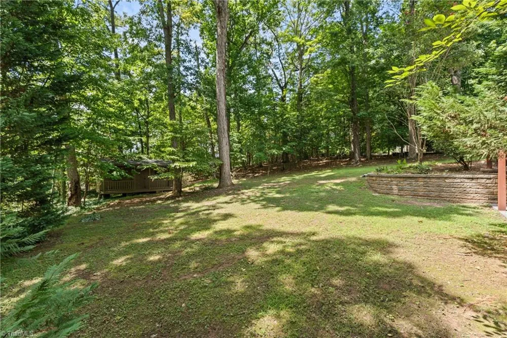 347 Friendship Circle Winston-Salem, NC 27106
