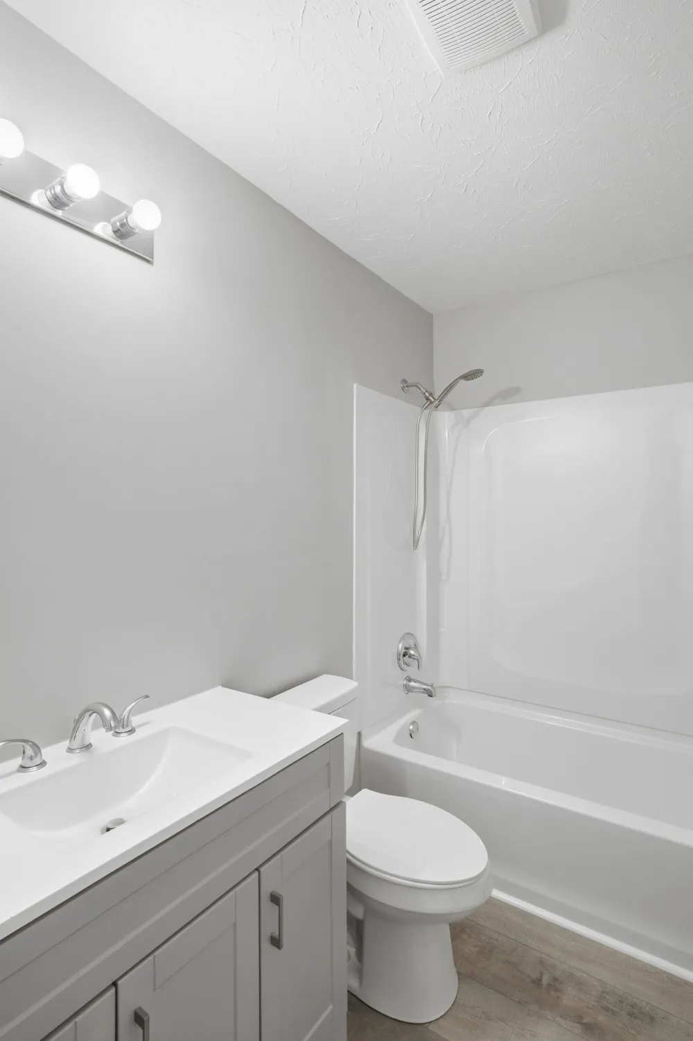 103 Hall St Hartsville, TN 37074