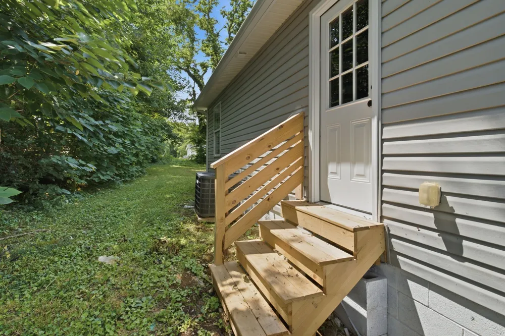 103 Hall St Hartsville, TN 37074