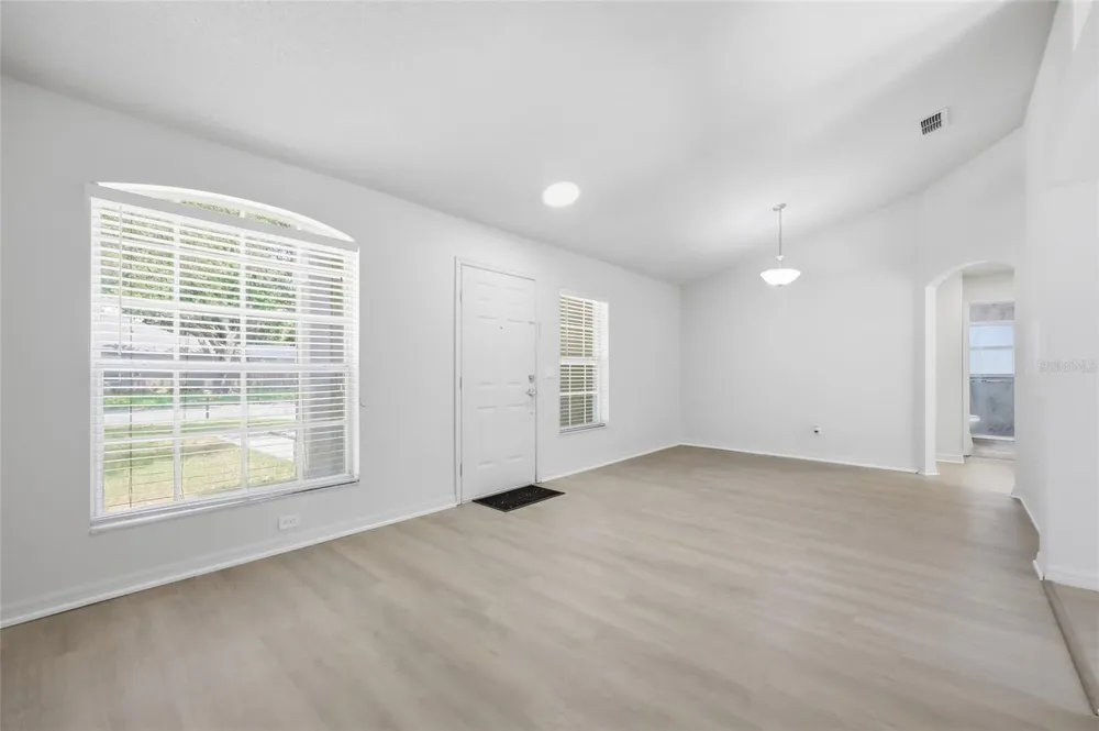2706 KRIS XING Ocoee, FL 34761