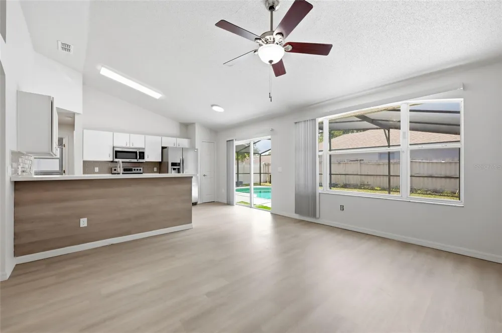 2706 KRIS XING Ocoee, FL 34761