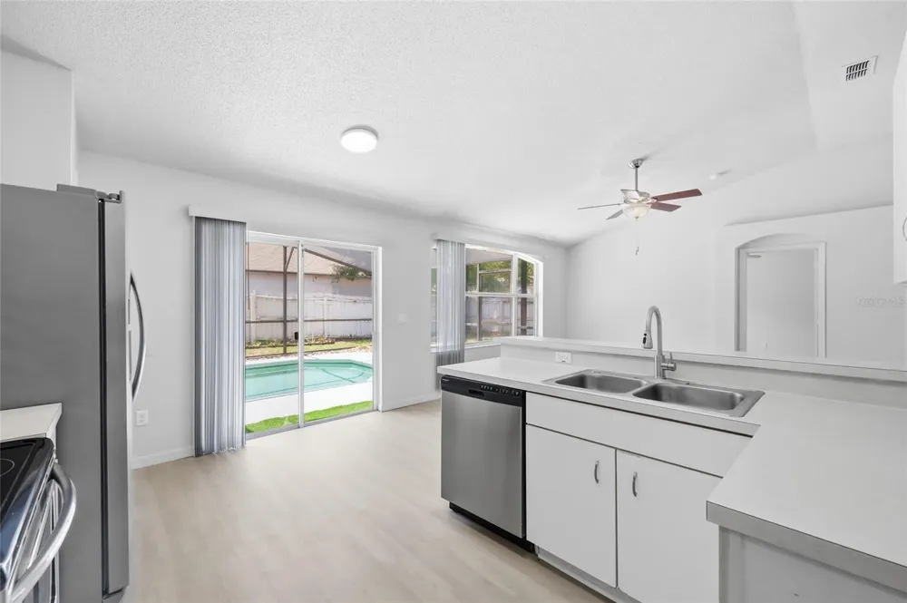 2706 KRIS XING Ocoee, FL 34761
