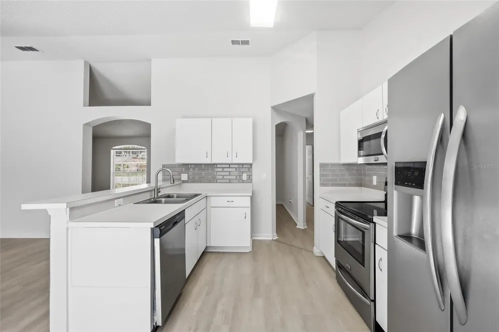 2706 KRIS XING Ocoee, FL 34761