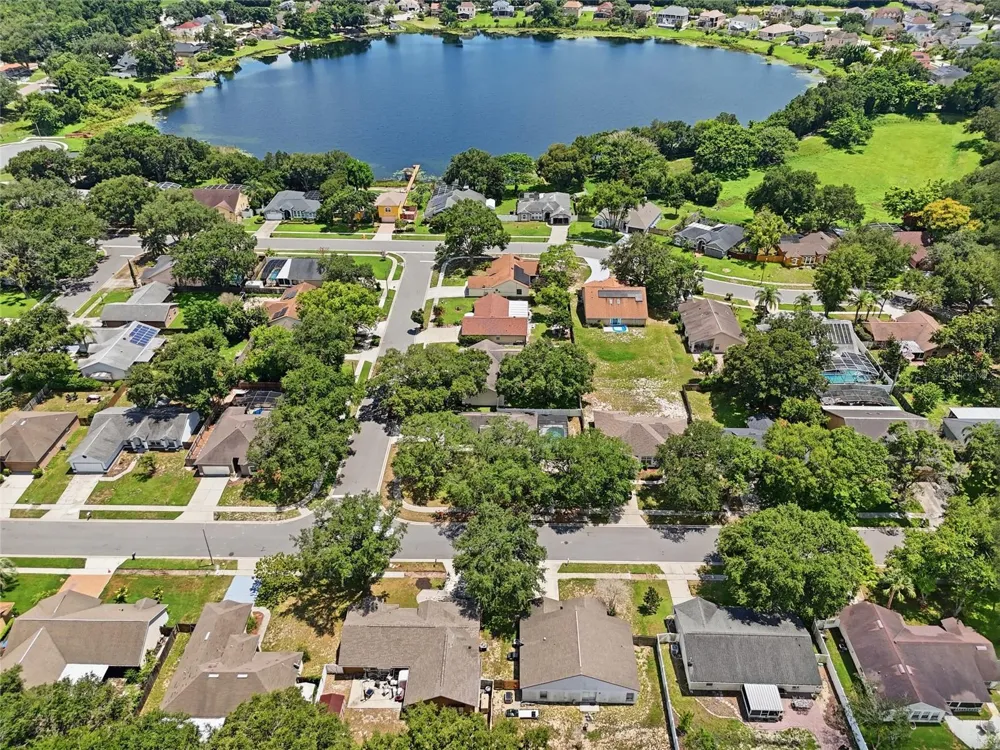 2706 KRIS XING Ocoee, FL 34761
