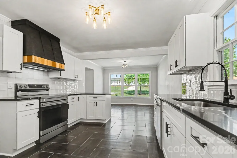 4108 Wimbledon Drive Dallas, NC 28034