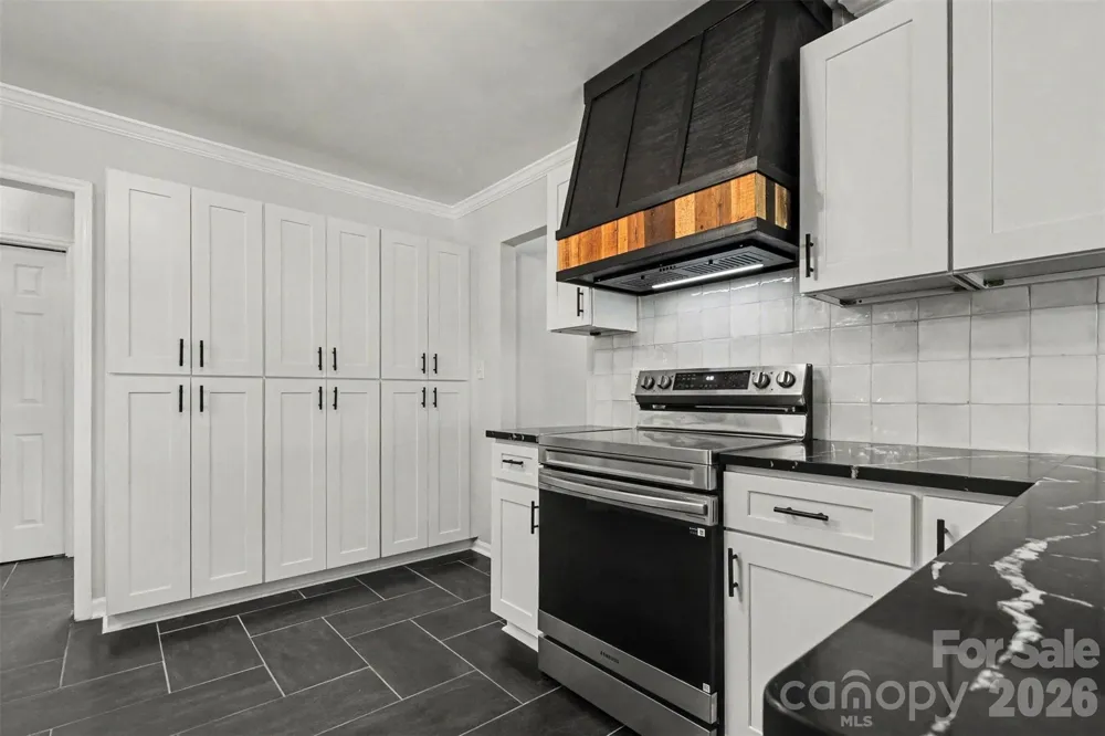 4108 Wimbledon Drive Dallas, NC 28034