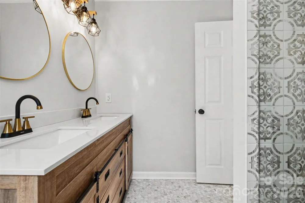 4108 Wimbledon Drive Dallas, NC 28034