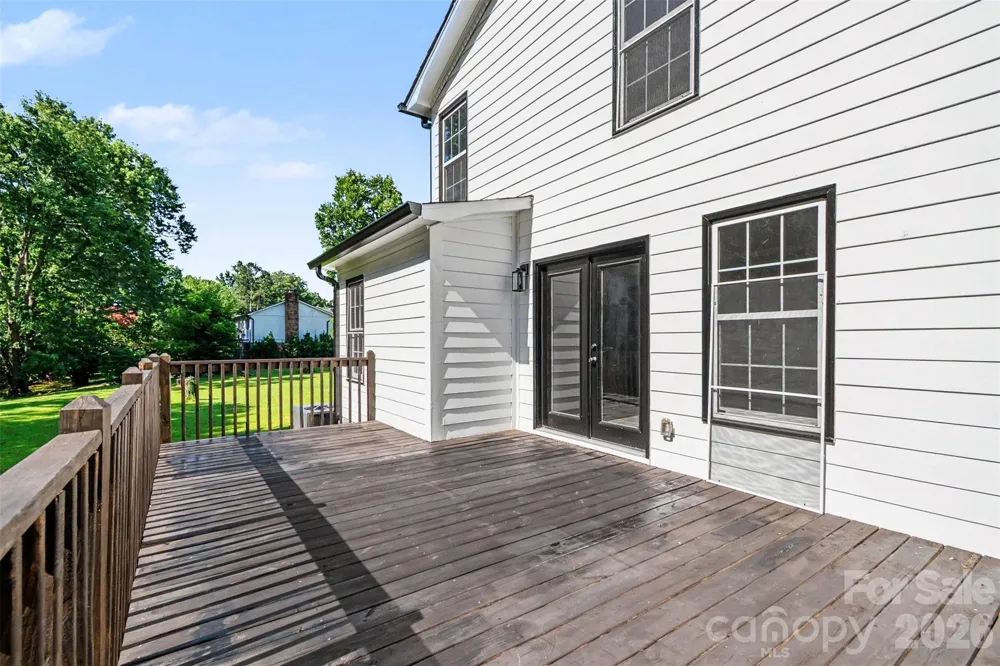 4108 Wimbledon Drive Dallas, NC 28034
