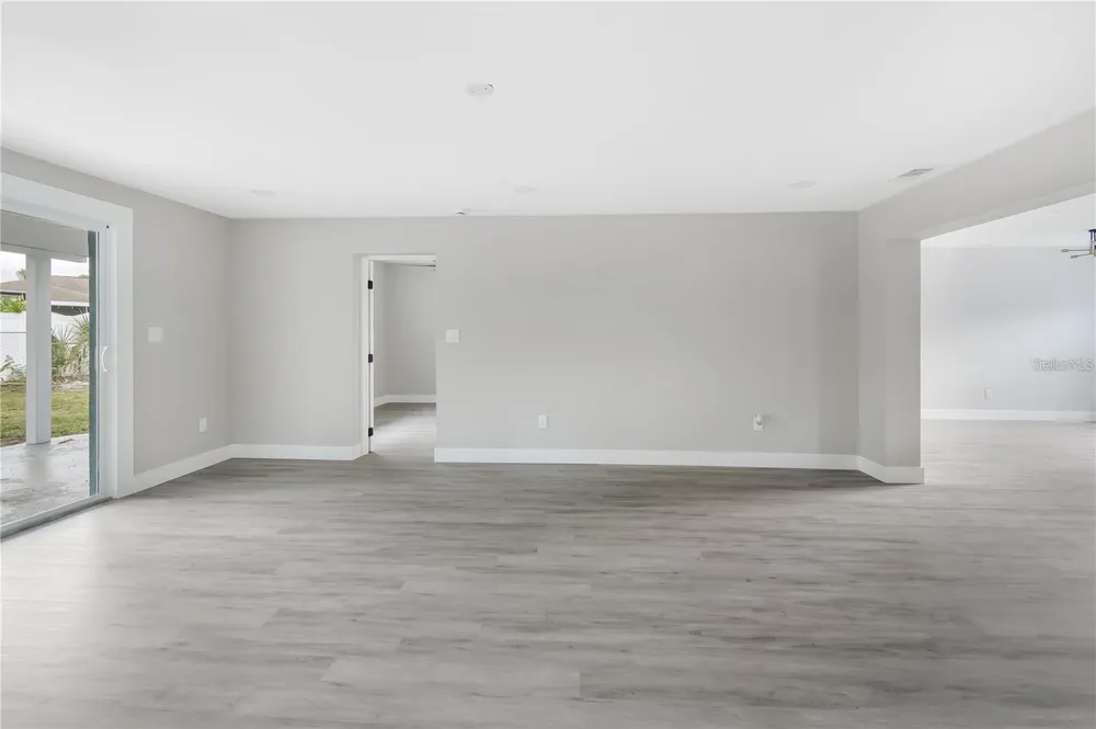 10341 KUMQUAT LANE Seminole, FL 33772