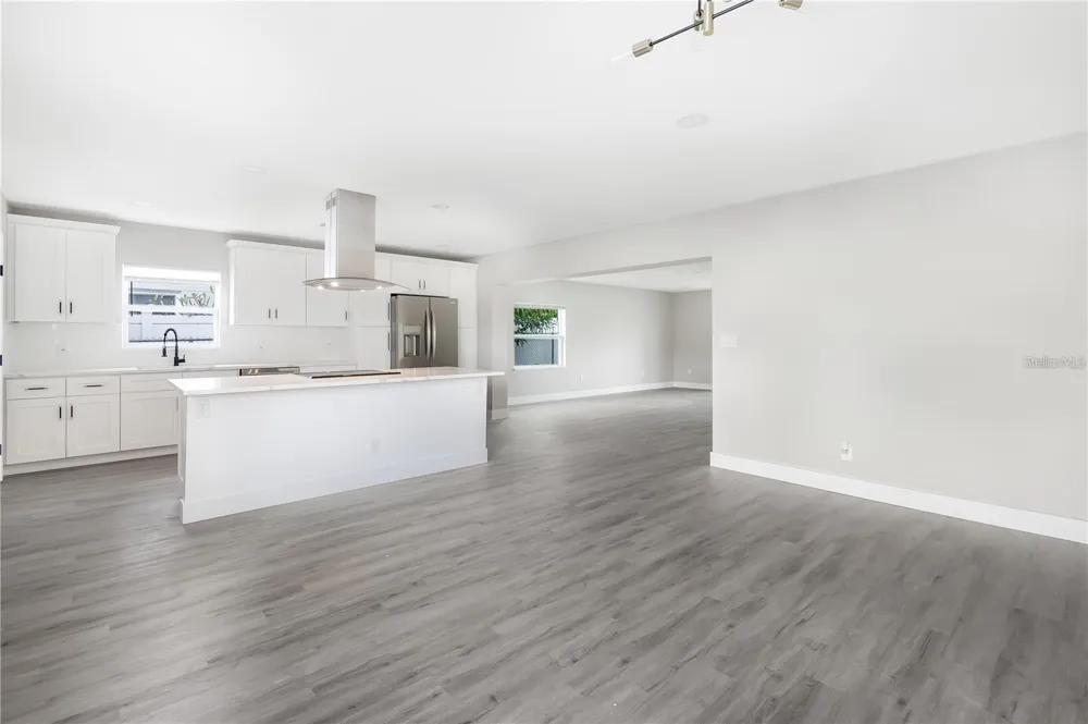 10341 KUMQUAT LANE Seminole, FL 33772