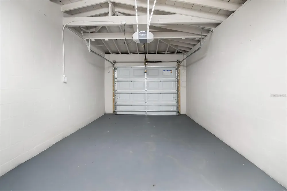10341 KUMQUAT LANE Seminole, FL 33772