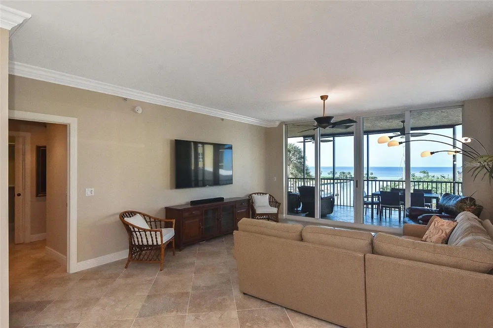 3313 SUNSET KEY CIRCLE #307 Punta Gorda, FL 33955