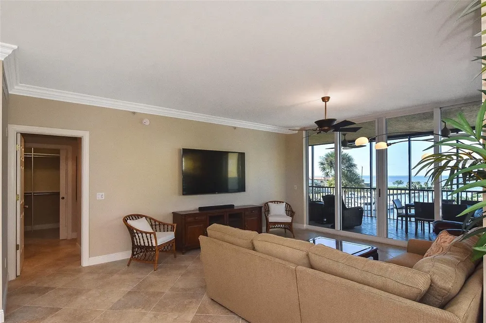 3313 SUNSET KEY CIRCLE #307 Punta Gorda, FL 33955