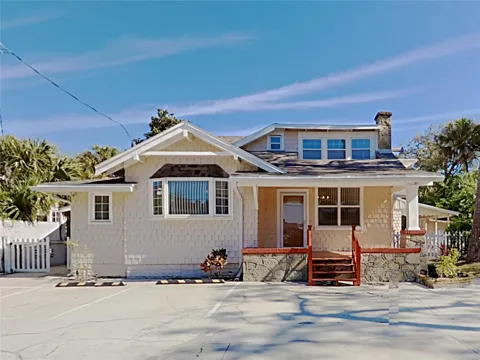 628 HALIFAX AVENUE