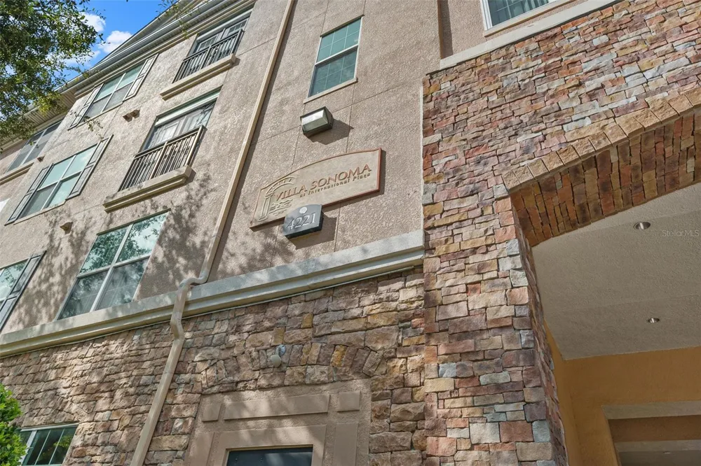 4221 W SPRUCE STREET #2423 Tampa, FL 33607