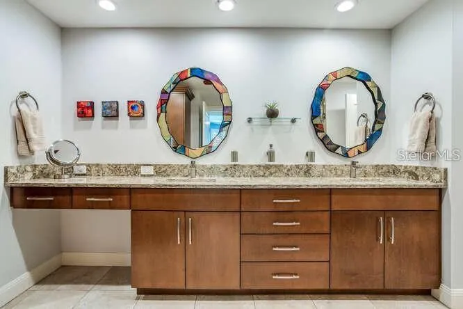 450 KNIGHTS RUN AVENUE #102 Tampa, FL 33602