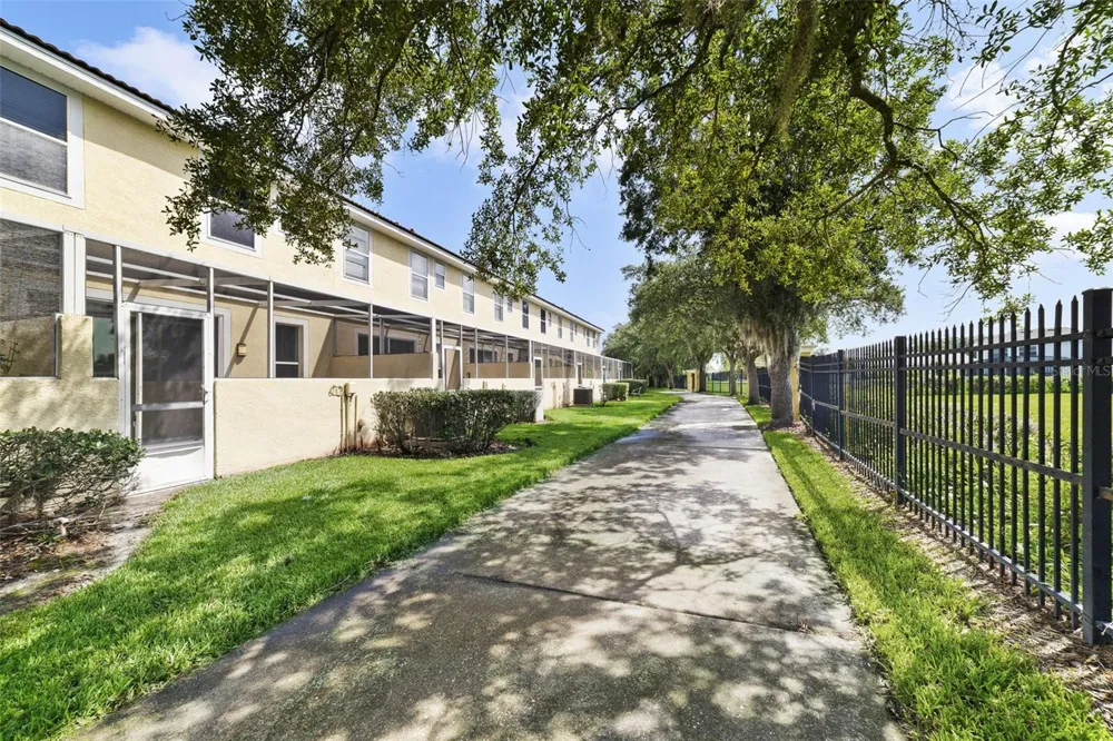 1236 SOUTH BEACH CIRCLE Kissimmee, FL 34746