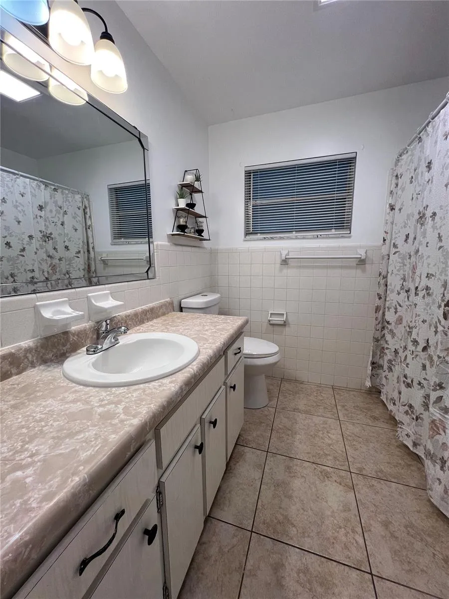 1238 WOODMERE DR Altamonte Springs, FL 32714