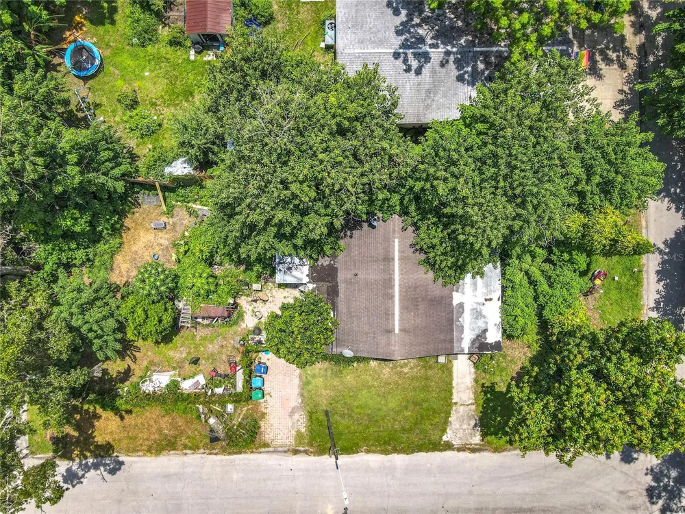 1906 VINE STREET Orlando, FL 32806