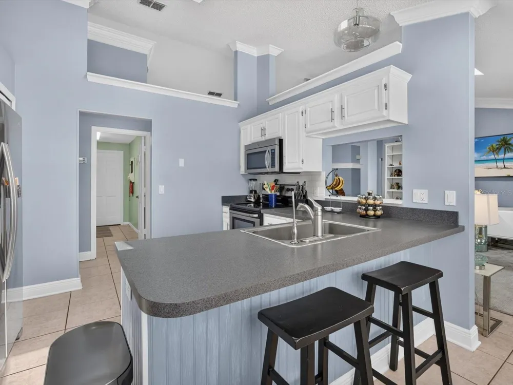 4609 TIFFANY WOODS CIRCLE Oviedo, FL 32765