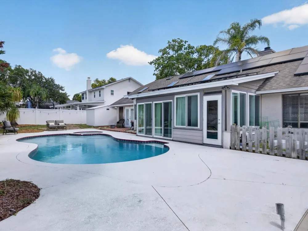 4609 TIFFANY WOODS CIRCLE Oviedo, FL 32765