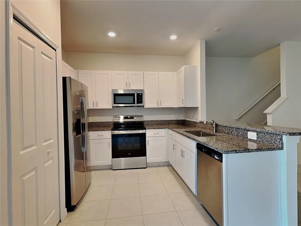 9207 BONITA MAR DRIVE Parrish, FL 34219