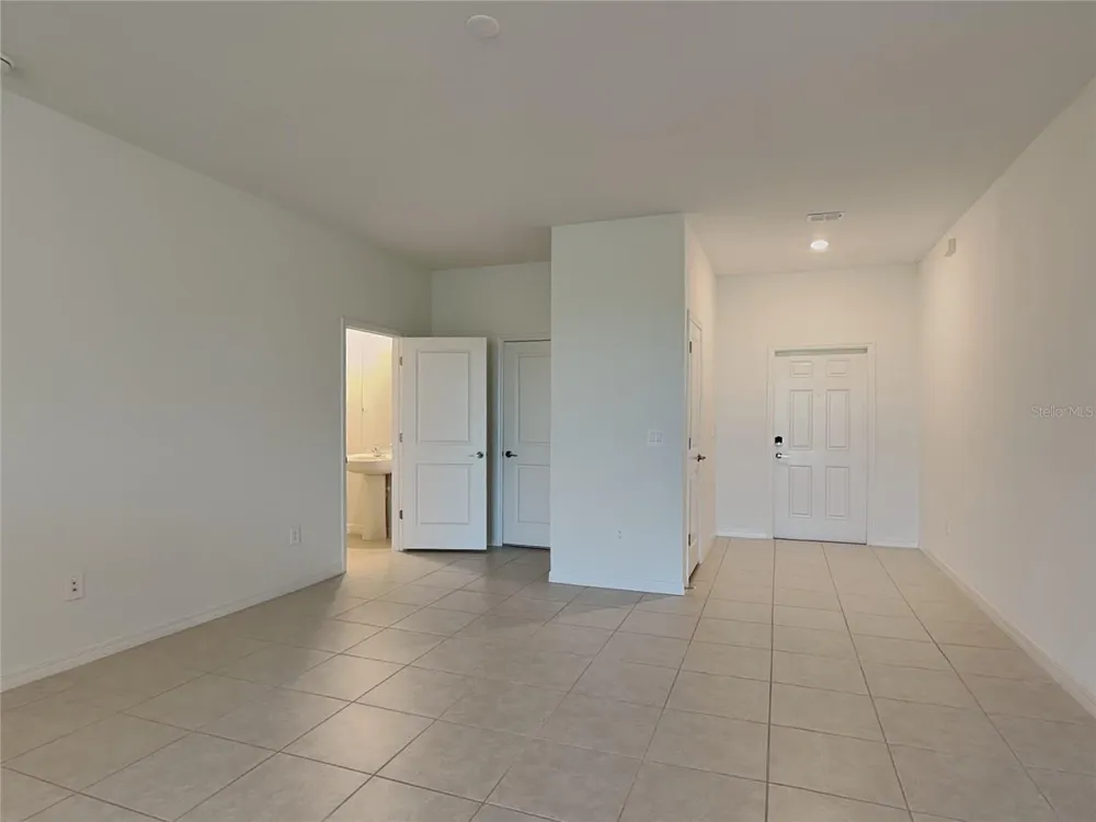 9207 BONITA MAR DRIVE Parrish, FL 34219