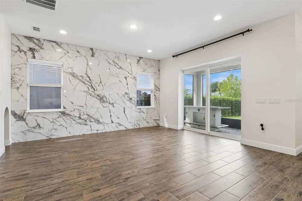 15702 VETTA DRIVE Montverde, FL 34756