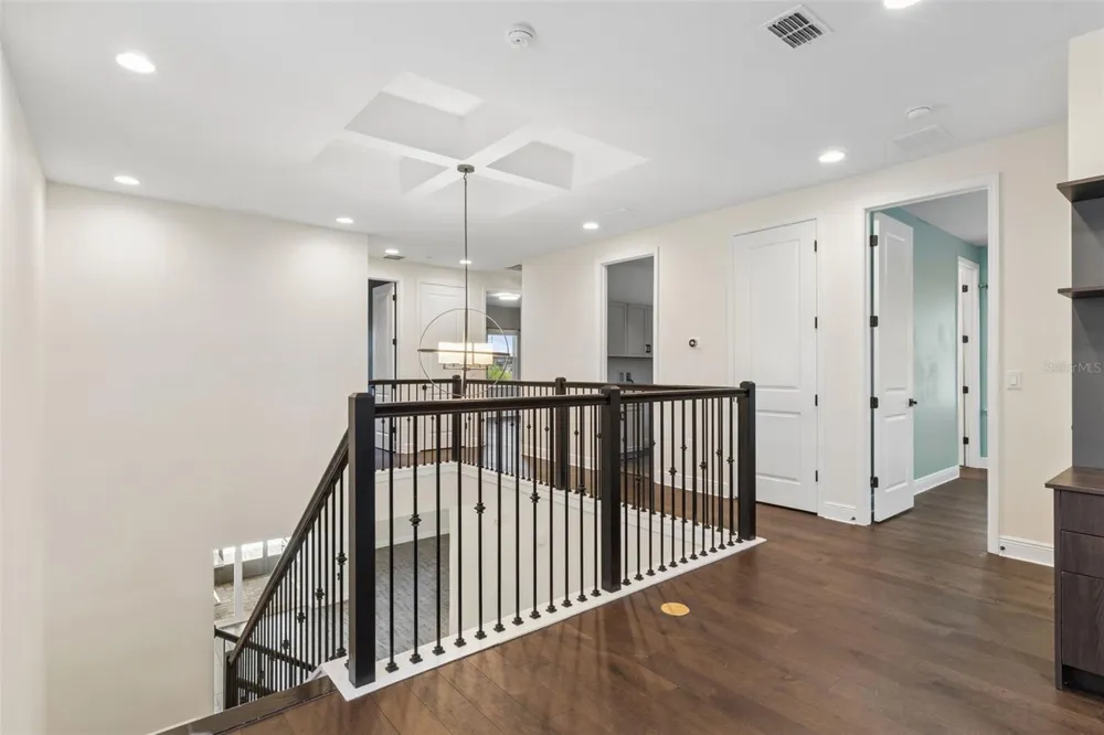 15702 VETTA DRIVE Montverde, FL 34756