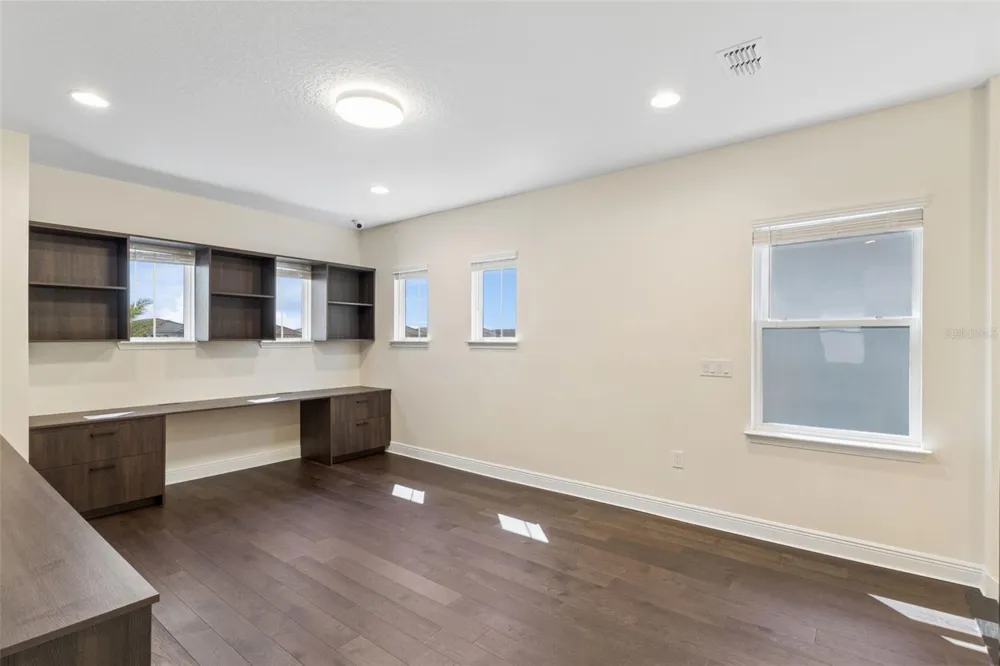 15702 VETTA DRIVE Montverde, FL 34756
