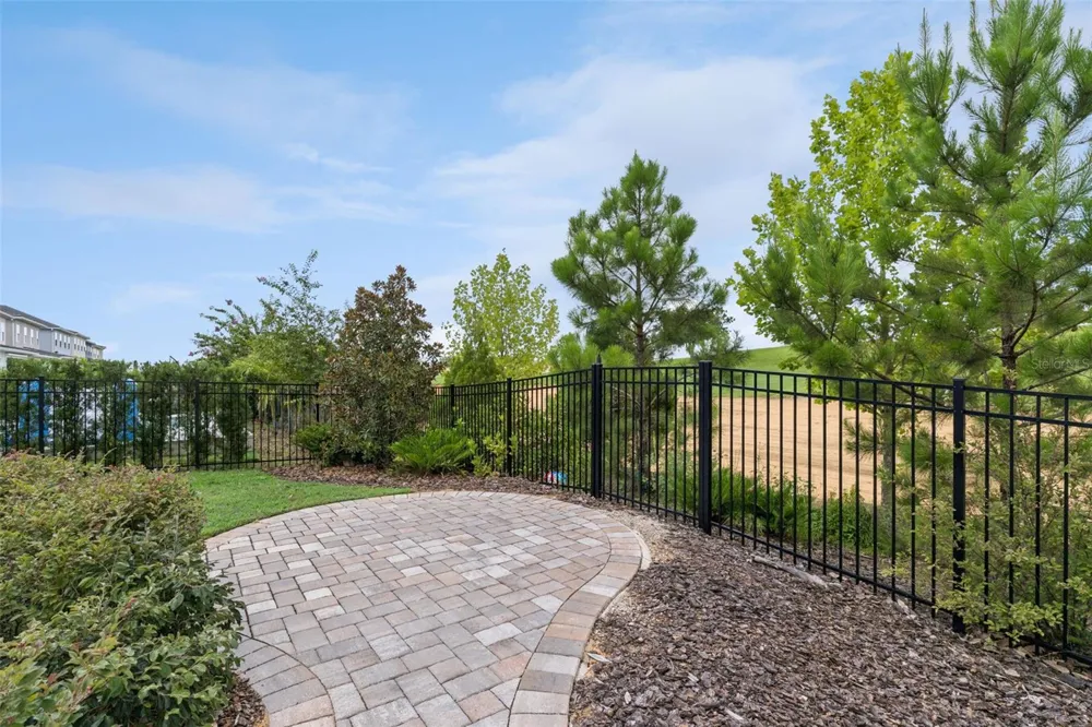 15702 VETTA DRIVE Montverde, FL 34756