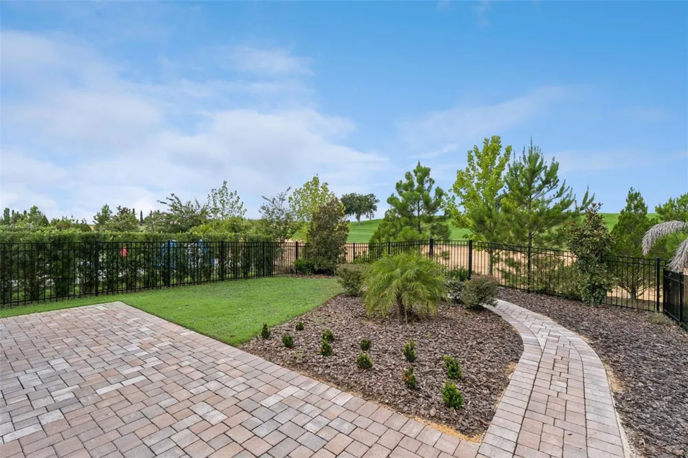 15702 VETTA DRIVE Montverde, FL 34756