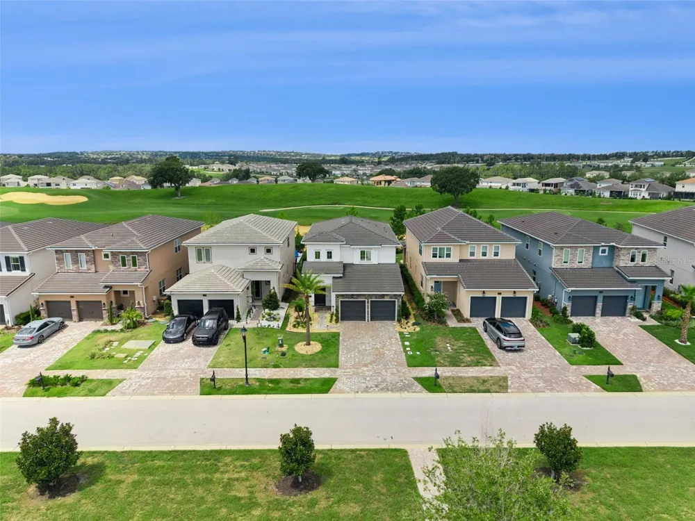 15702 VETTA DRIVE Montverde, FL 34756